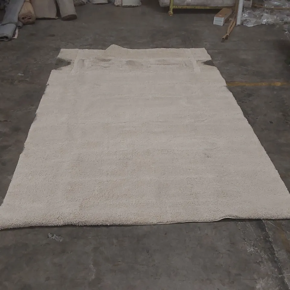 QUALITY DESIGNER RUG - APPROXIMATELY 285 x 200cm