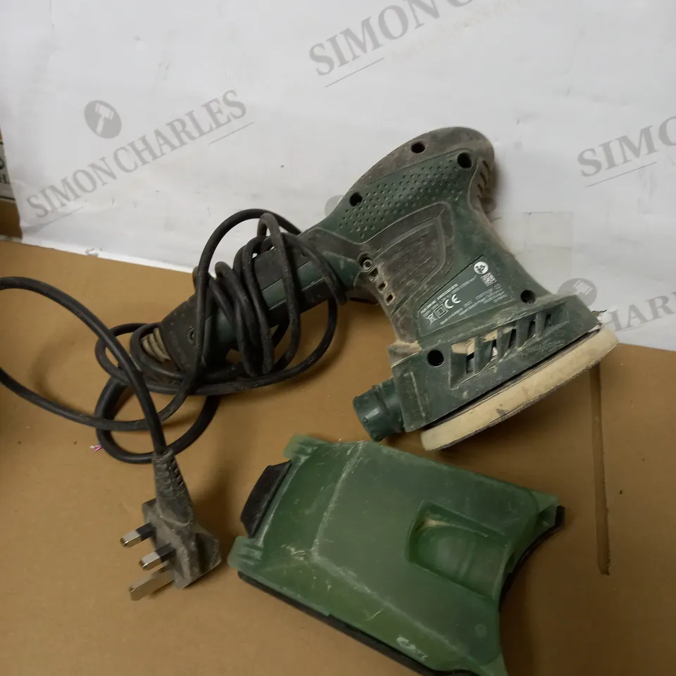 BOSCH PEX 300 AE HAND SANDER 