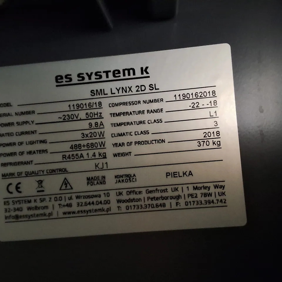 Es System K SML LYNX 2D SL Display Refrigerator, 2-Door Glass Front