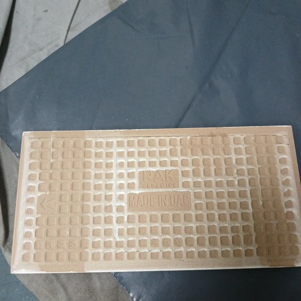 3 X RAK CERAMIC TILES: RED BULL/HARLEY DAVIDSON/ LAMBORGHINI UNBOXED