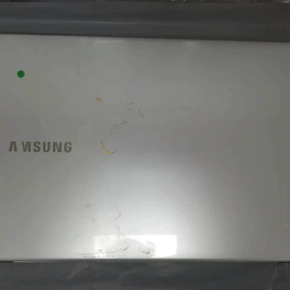SAMSUNG 370R4E/370R4V/370R5E/3570RE/370R5V 15 INCH	I3-3110M 2.40GHZ