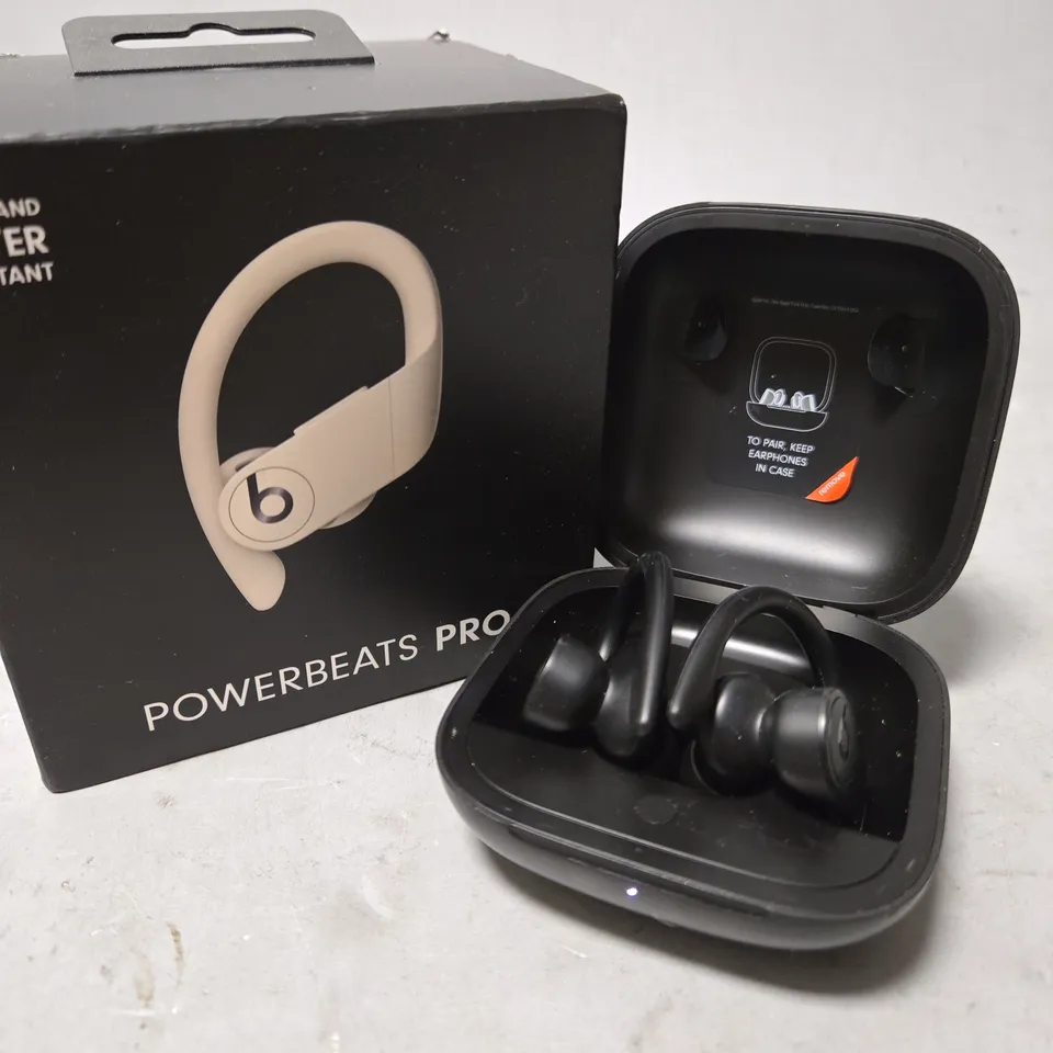 BOXED POWERBEATS PRO WIRELESS EARPHONES
