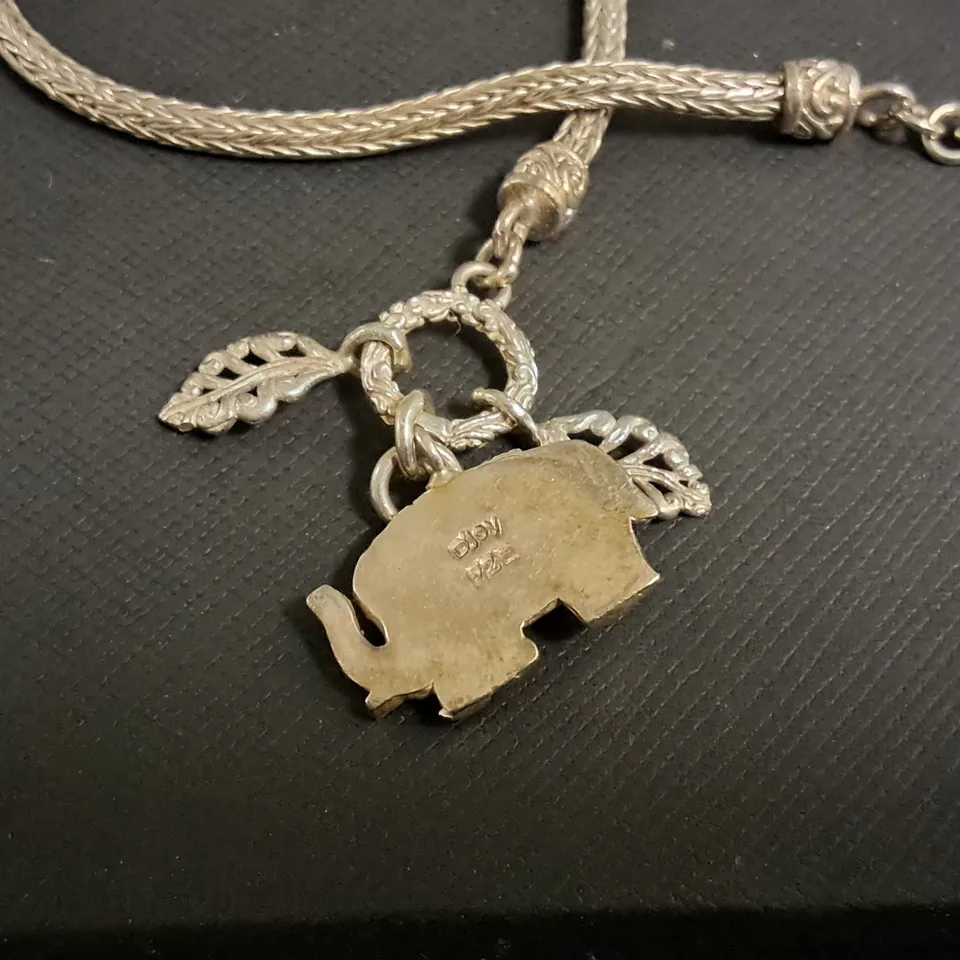 Elephant themed necklace - 925 stamp