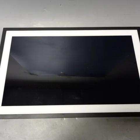 AMAZON ECHO SHOW 15