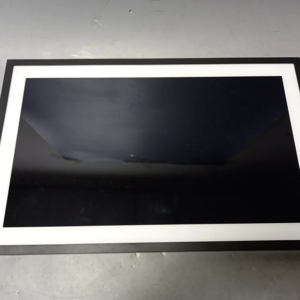 AMAZON ECHO SHOW 15
