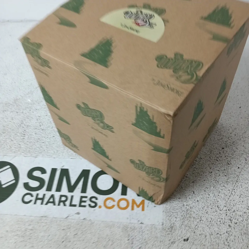WIZARD OF OZ CHARACTER FIGURINE GROUP SCULPTURE (IN PACKAGING)