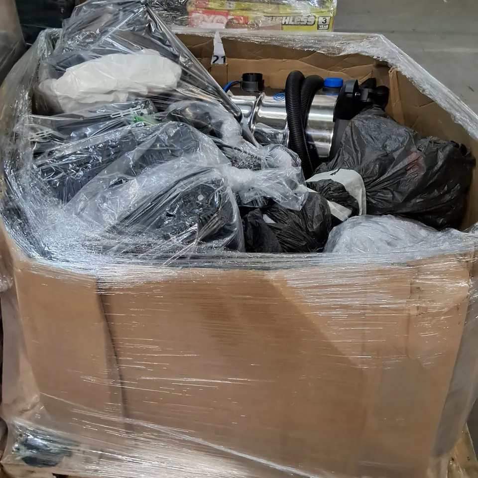 PALLET OF APPROXIMATELY 18 UNPROCESSED RAW RETURN HOUSEHOLD AND ELECTRICAL GOODS TO INCLUDE;