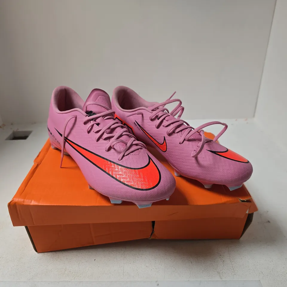 NIKE AIR ZOOM SKIN VAPOR 16 MAGIC FLAMINGO/BLACK UK 10 BOXED