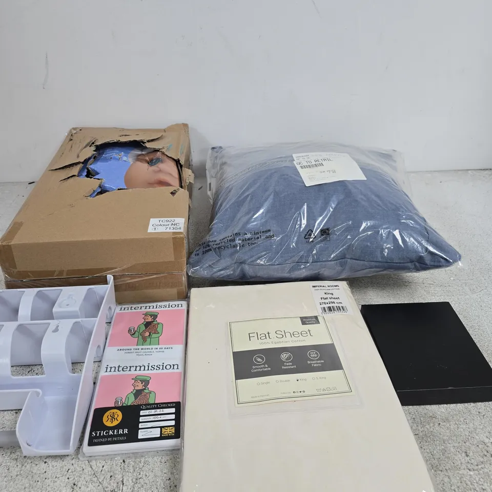 BOX OF APPROXIMATELY 15 ASSORTED ITEMS INCLUDING A GAME OF BRICKS, A FLAT KING SHEET AND A PILLOW