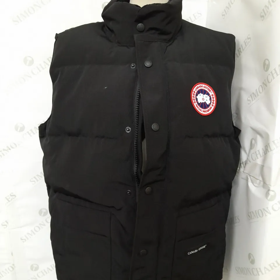 CANADA GOOSE ARCTIC PROGAM GILET IN BLACK - SMALL