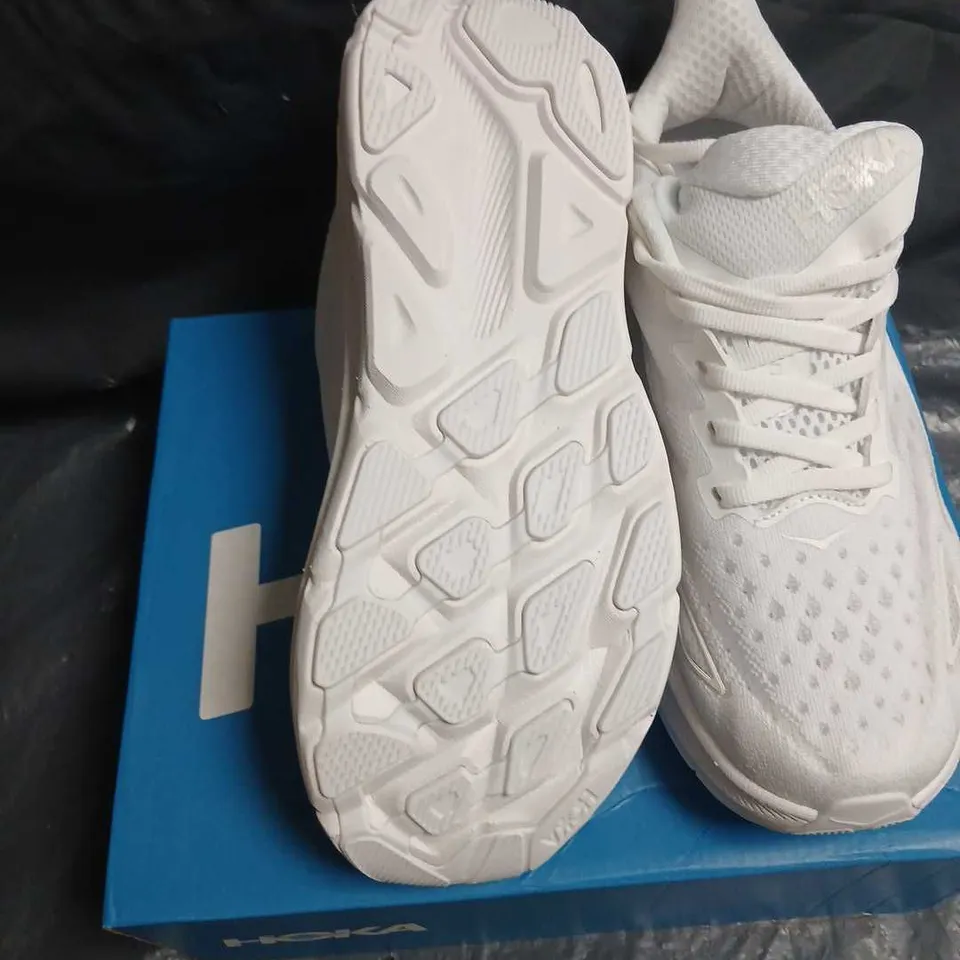 HOKA CLIFTON 9 MEN'S RUNNING SHOES – WHITE, UK 7 (US 7.5)