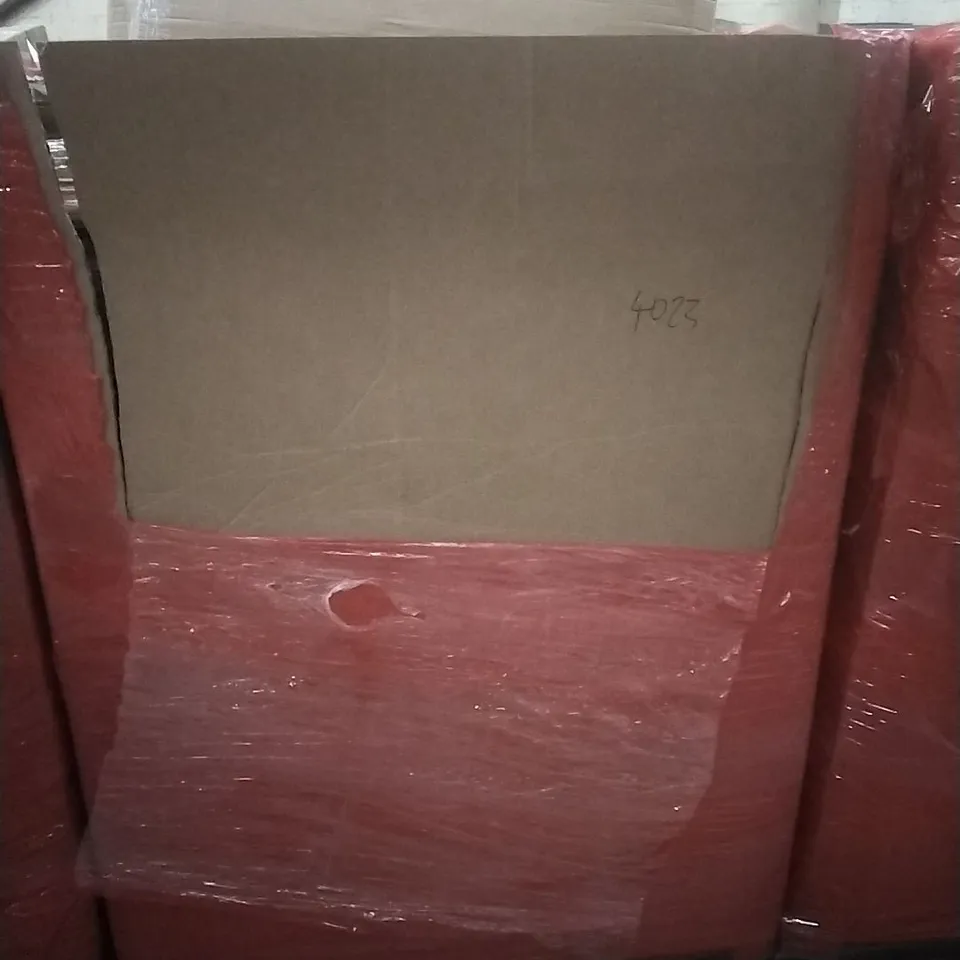 PALLET OF ASSORTED HOUSEHOLD GOODS AND PRODUCTS TO INCLUDE; MATS, BOXED FURNITURE ETC