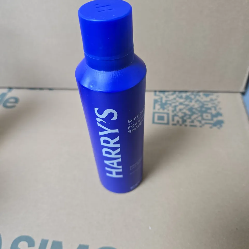 APPROXIMATELY 10 ASSORTED AEROSOLS INCLUDING HARRYS FOAMING SHAVING GEL , PRO SOLVE CLEAR LACQUER AND TRIM FIX ADHESIVE 