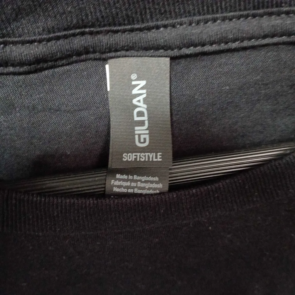 GILDAN SOFTSTYLE T-SHIRT – BLACK – UK XL