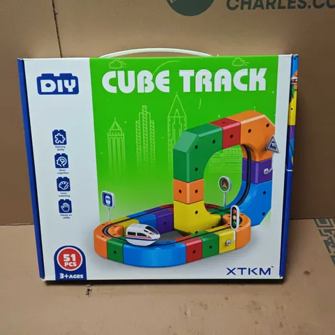 XTKM DIY CUBE TRACK TOY SET – 51 PIECES