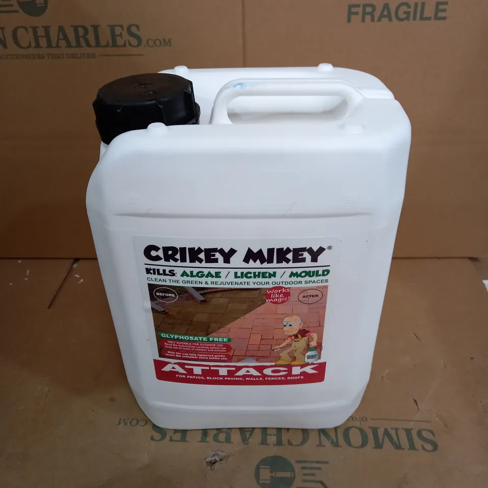 WOLF CRIKEY MIKEY ATTACK 5L HARD SURFACE CLEANER