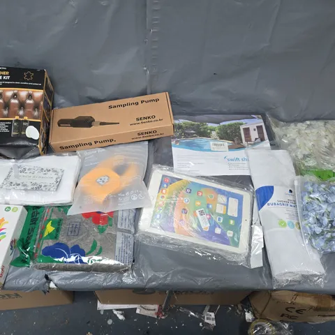 BOX OF APPROXIMATELY 15 ASSORTED HOUSEHOLD ITEMS TO INCLUDE - LEATHER CARE KIT, LIMETECH MOUSEPAD, AND GOKI MARIPOSA ETC. 
