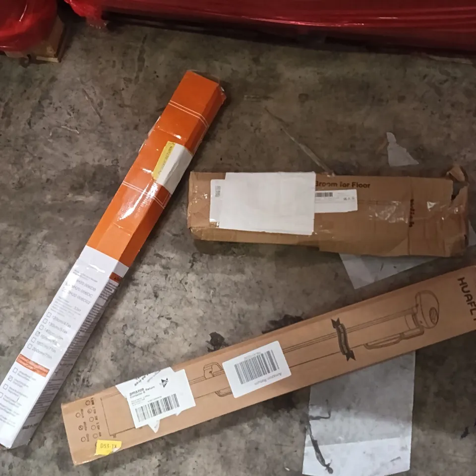 PALLET OF ASSORTED ITEMS INCLUDING - HOOK, BROOM FOR FLOOR, RETRACTABLE GATE