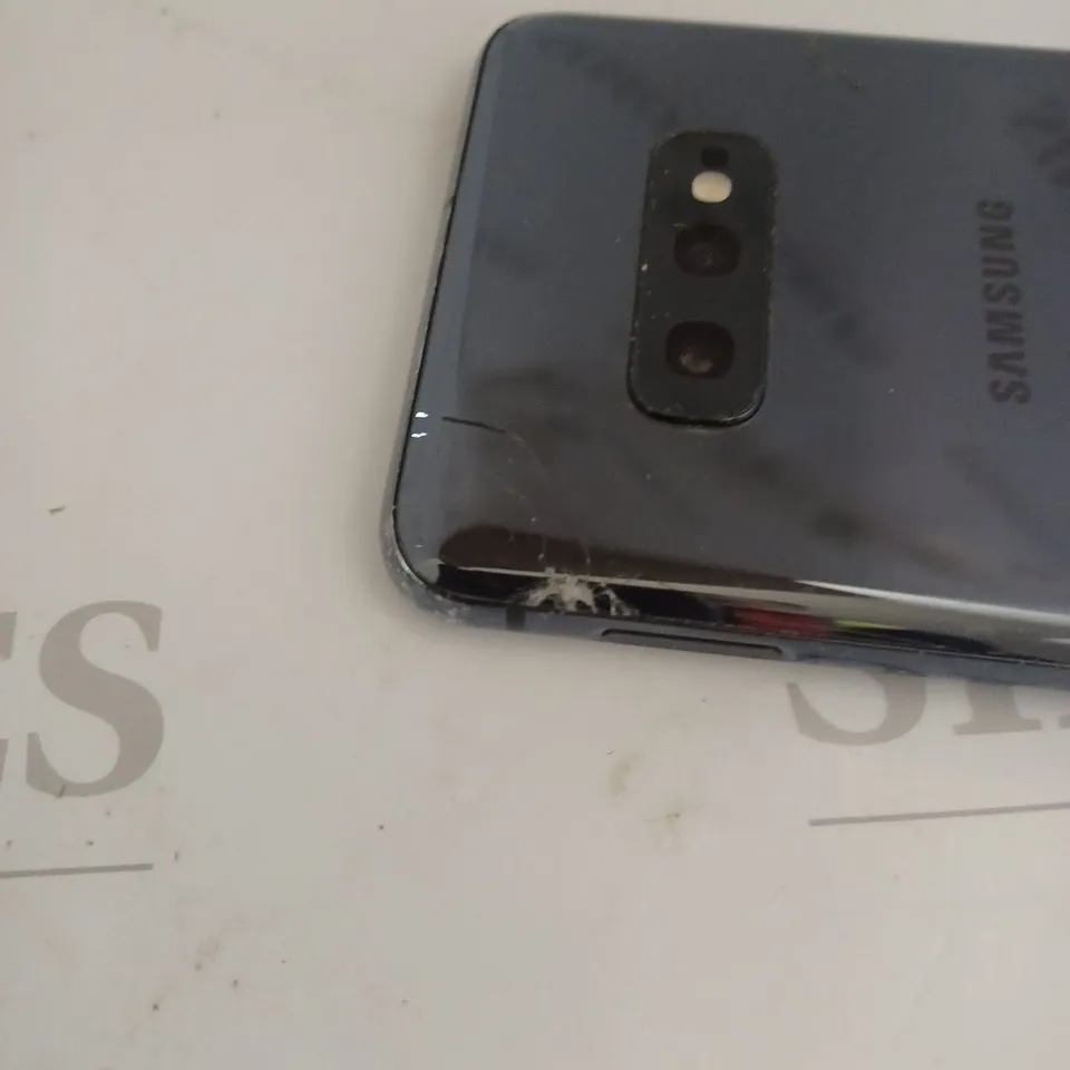 SAMSUNG GALAXY S10E MOBILE PHONE