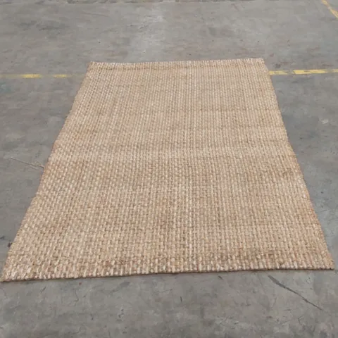 QUALITY DESIGNER WOVEN RUG - 220 x 158cm 