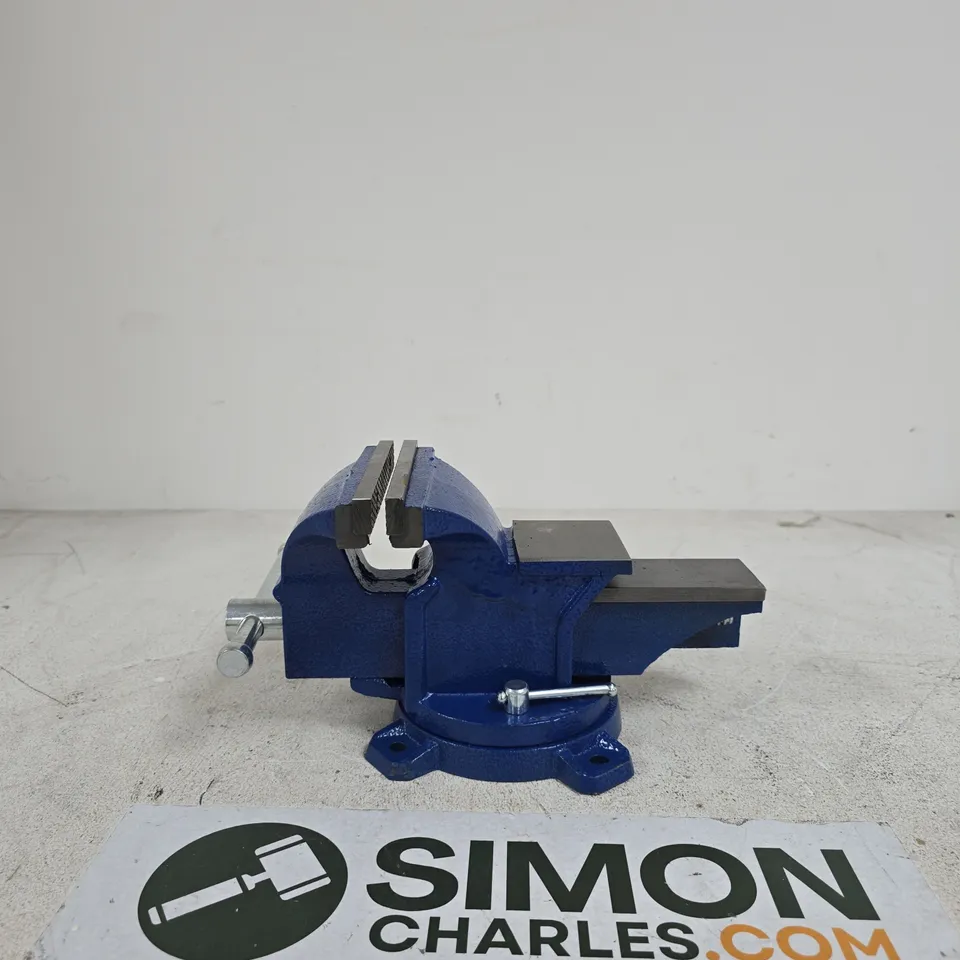 BLUE BENCH VISE WITH MOUNTING BASE