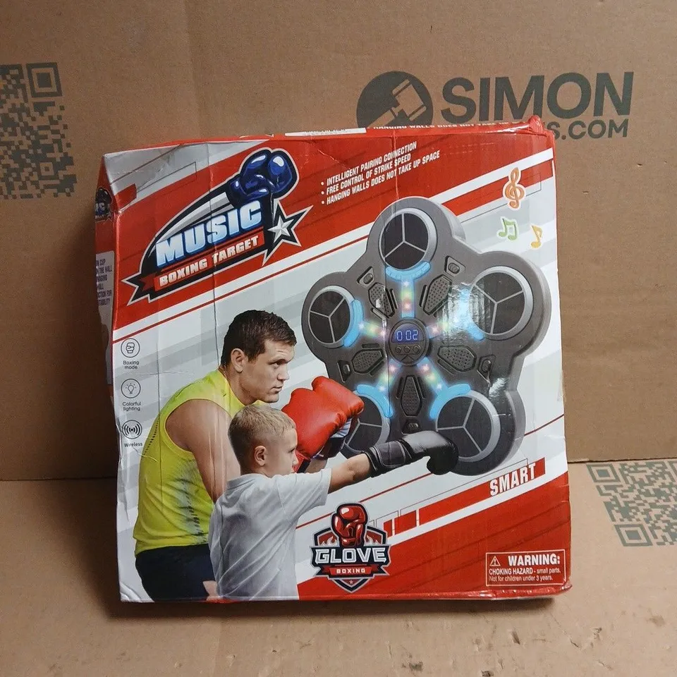GLOVE BOXING MUSIC BOXING TARGET GAME BOXED