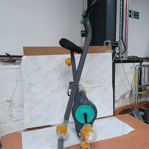 DAVINA FITNESS FOLDING MAGNETIC EXERCISE BIKE - MINT - COLLECTION ONLY