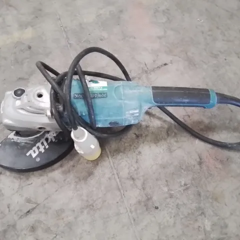 MAKITA GA9020 230MM ANGLE GRINDER