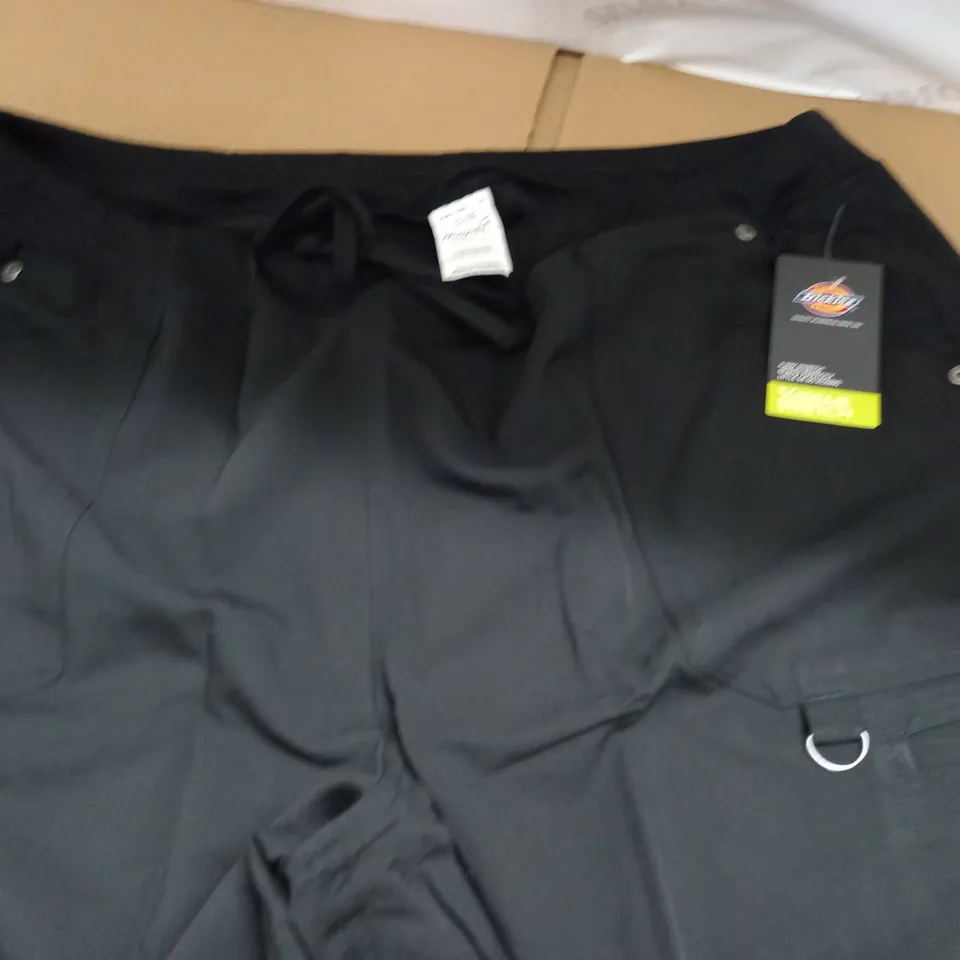 DICKIES XTREME STRETCH BLACK TROUSERS - 2XL