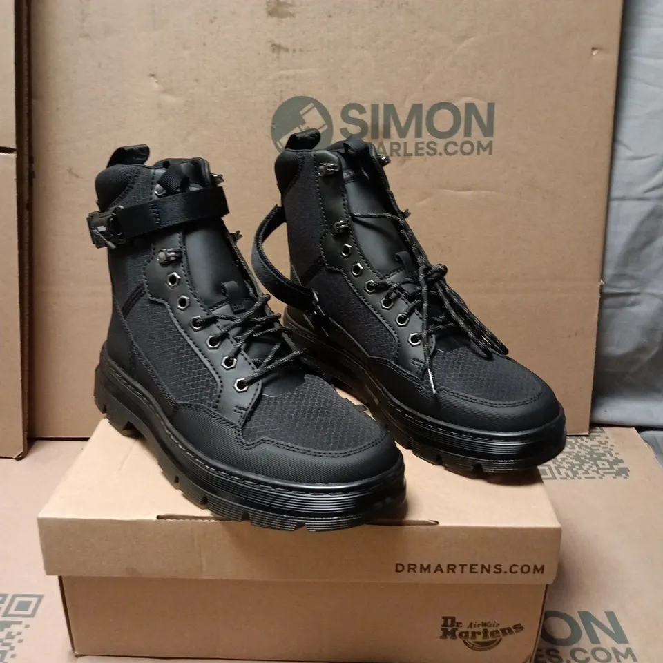 DR. MARTENS COMBS TECH MK.02 BLACK BOOTS, UK 9 (EU 43)