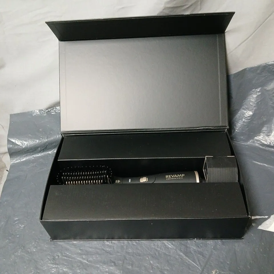 REVAMP DEEPFORM 2 IN 1 DRY AND STYLE HOT AIR STYLER BOXED