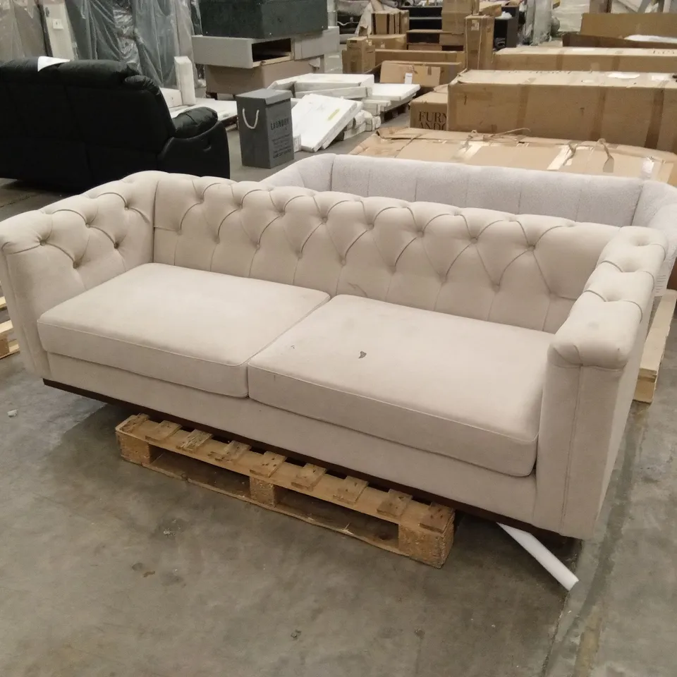 DESIGNER 3 SEATER CLASSIC HOUSE VELVET SOFA