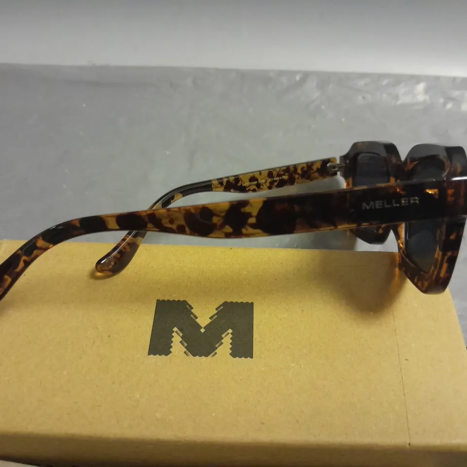 BOXED PAIR OF MELLER GLASSES