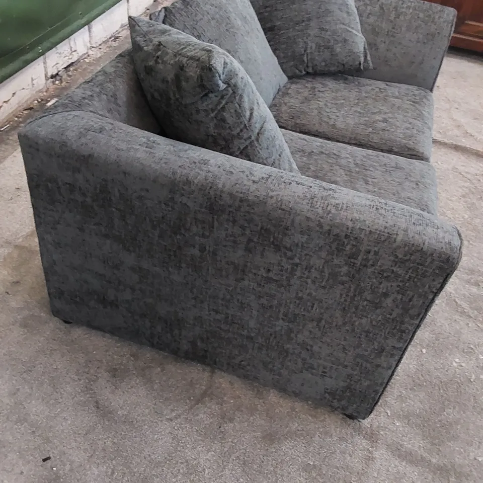 DESIGNER HOPFINGER 2-SEATER FABRIC UPHOLSTERED SOFA - CHARCOAL 