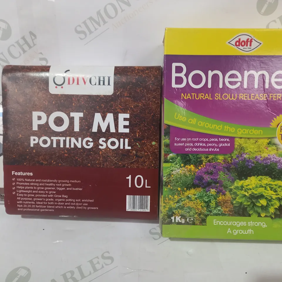 LOT OF APPROXIMATELY 10 ASSORTED HOUSEHOLD ITEMS TO INCLUDE BONEMEAL SLOW RELEASE FERTILISER, POT ME POTTING SOIL, SUPPORT 4K 4-IN-1 TYPE-C ADAPTER, ETC