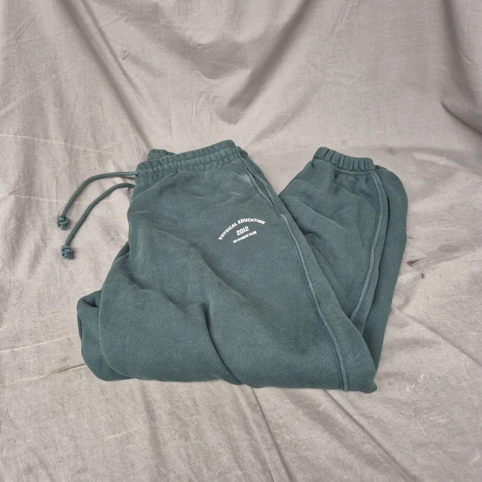 GYMSHARK JOGGERS – GREEN, SIZE L 