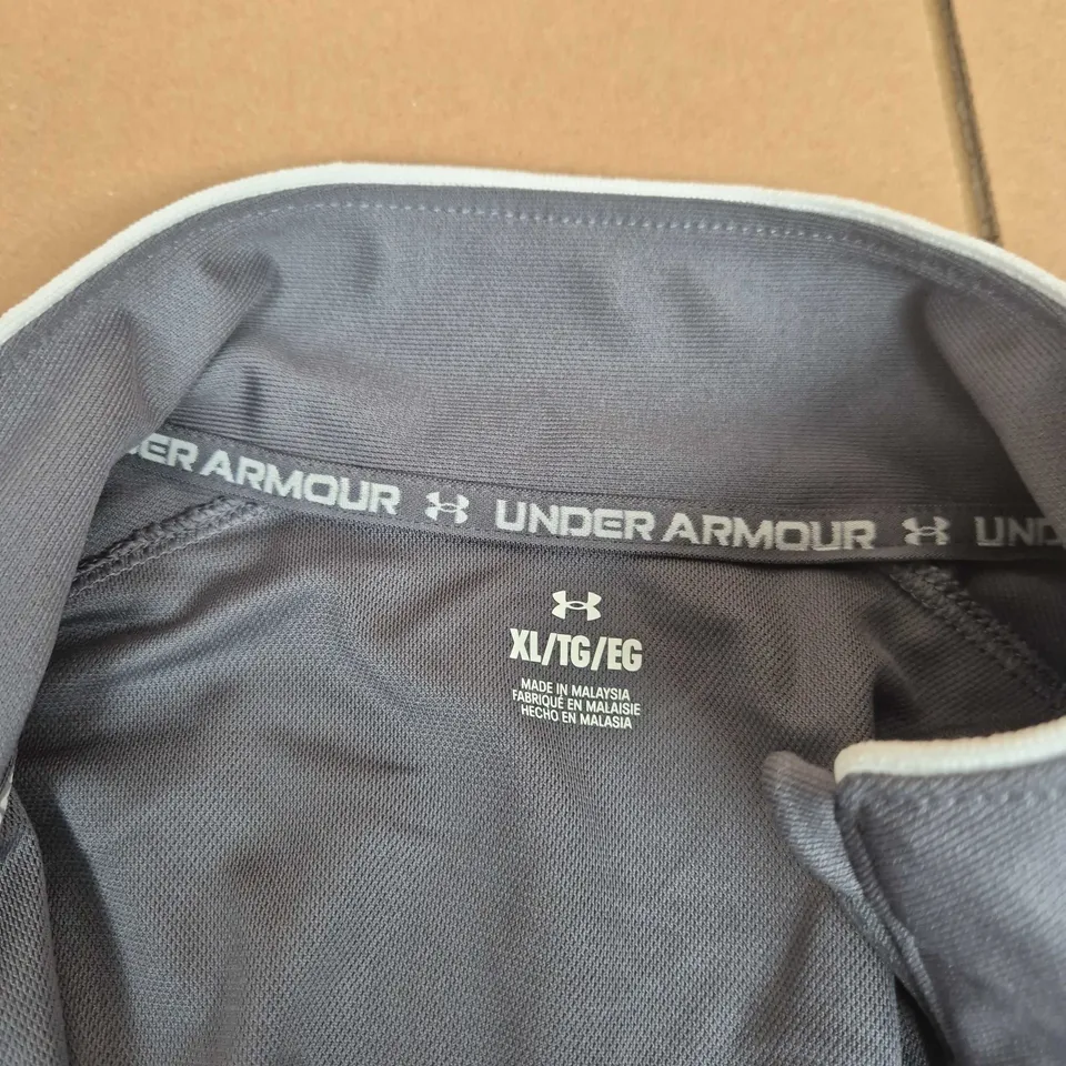 UNDER ARMOUR MEN'S JACKET – XL (UK)