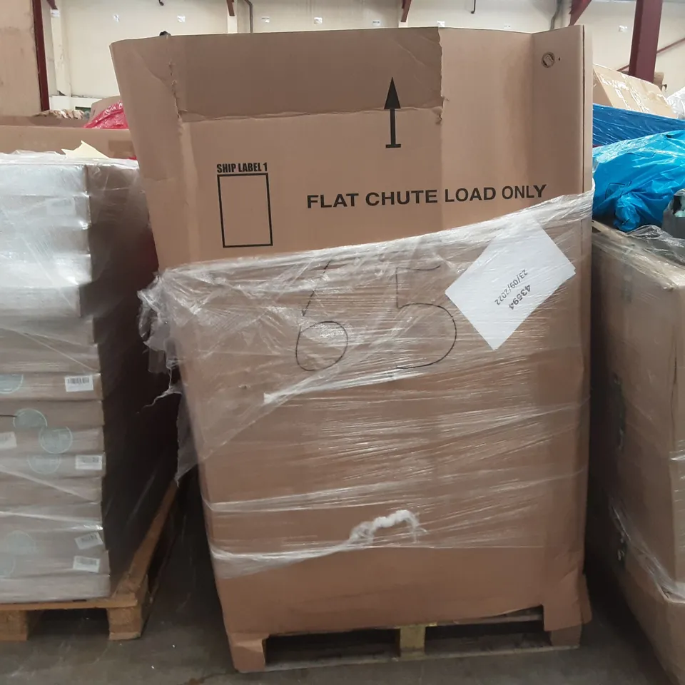 PALLET OF ASSORTED PRODUCTS TO INCLUDE COLIFE LUGGAGE, LED BATHROOM MIRROR, REIGA CEILING FAN, X-COSRACK ROUND ROPE SWING, MODENA MIRROR,  
