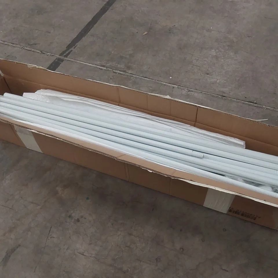 BOXED GARDEN CANOPY