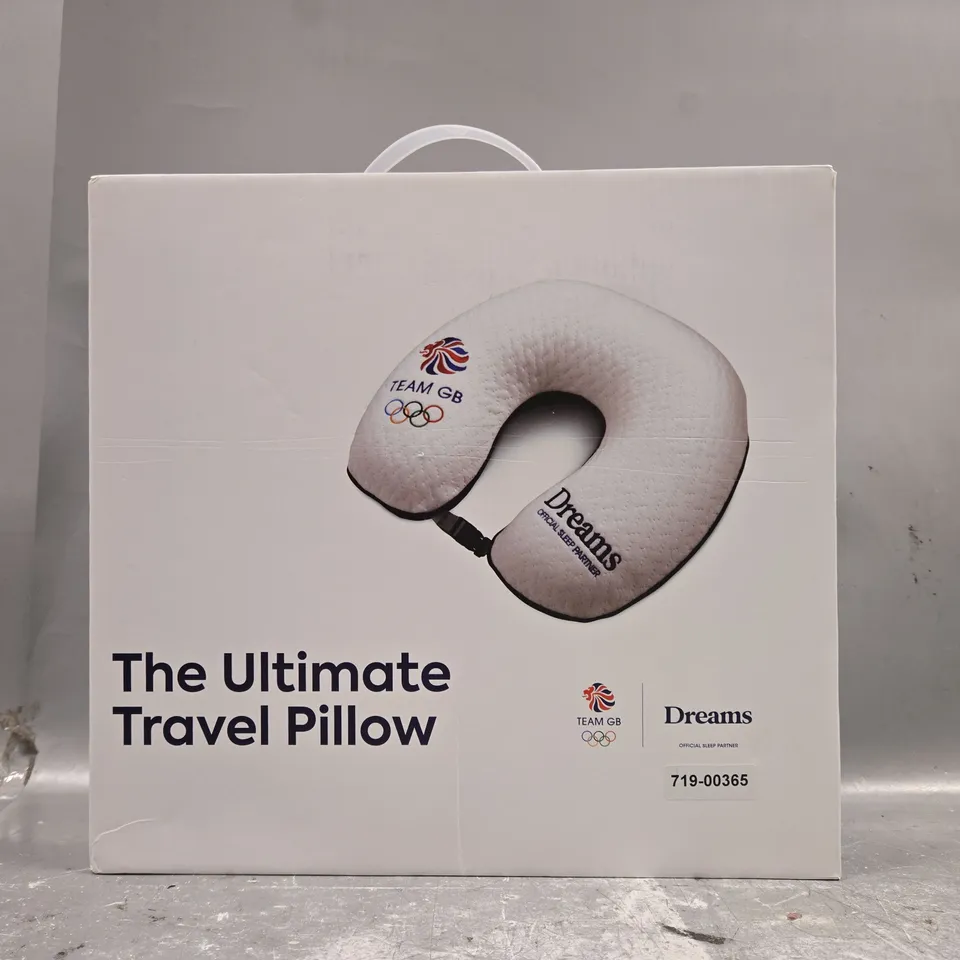 DREAMS THE ULTIMATE TRAVEL PILLOW - TEAM GB