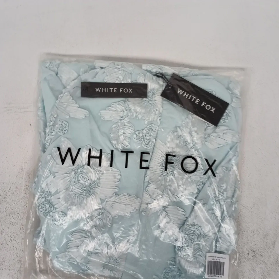 BAGGED WHITE FOX SUMMER READY MAXI DRESS IN BABY BLUE SIZE XS
