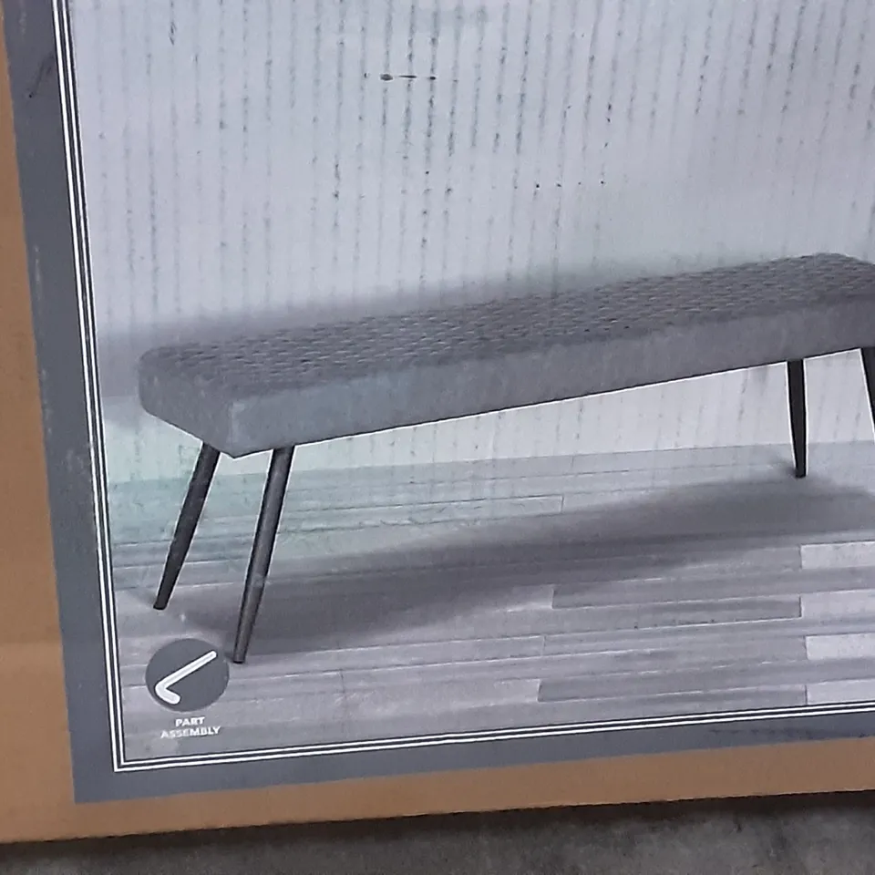 BOXED MONTREAL DINING BENCH IN GREY PU LEATHER , H47 X W135 X D40 CM 