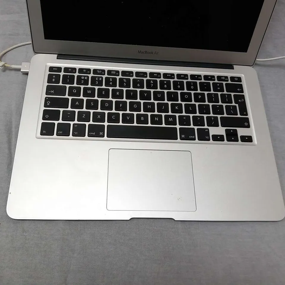 APPLE MACBOOK AIR 6 2/A1466