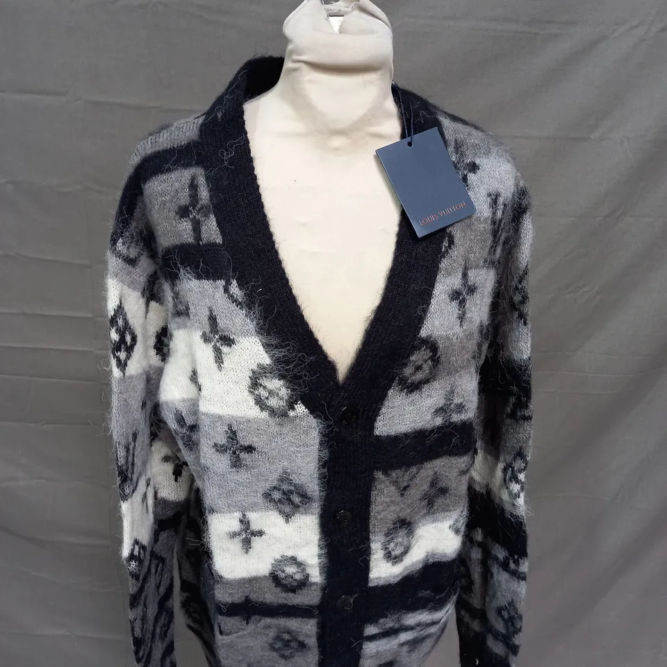 LOUIS VUITTON KNITTED CARDIGAN - SMALL