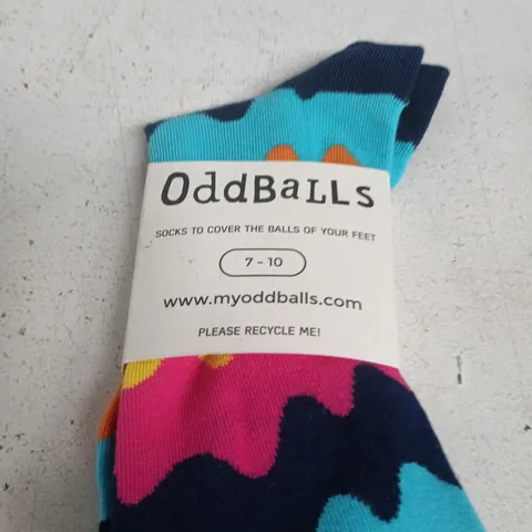 ODDBALLS SOCKS – UK 7-10 – MULTICOLOURED PATTERN