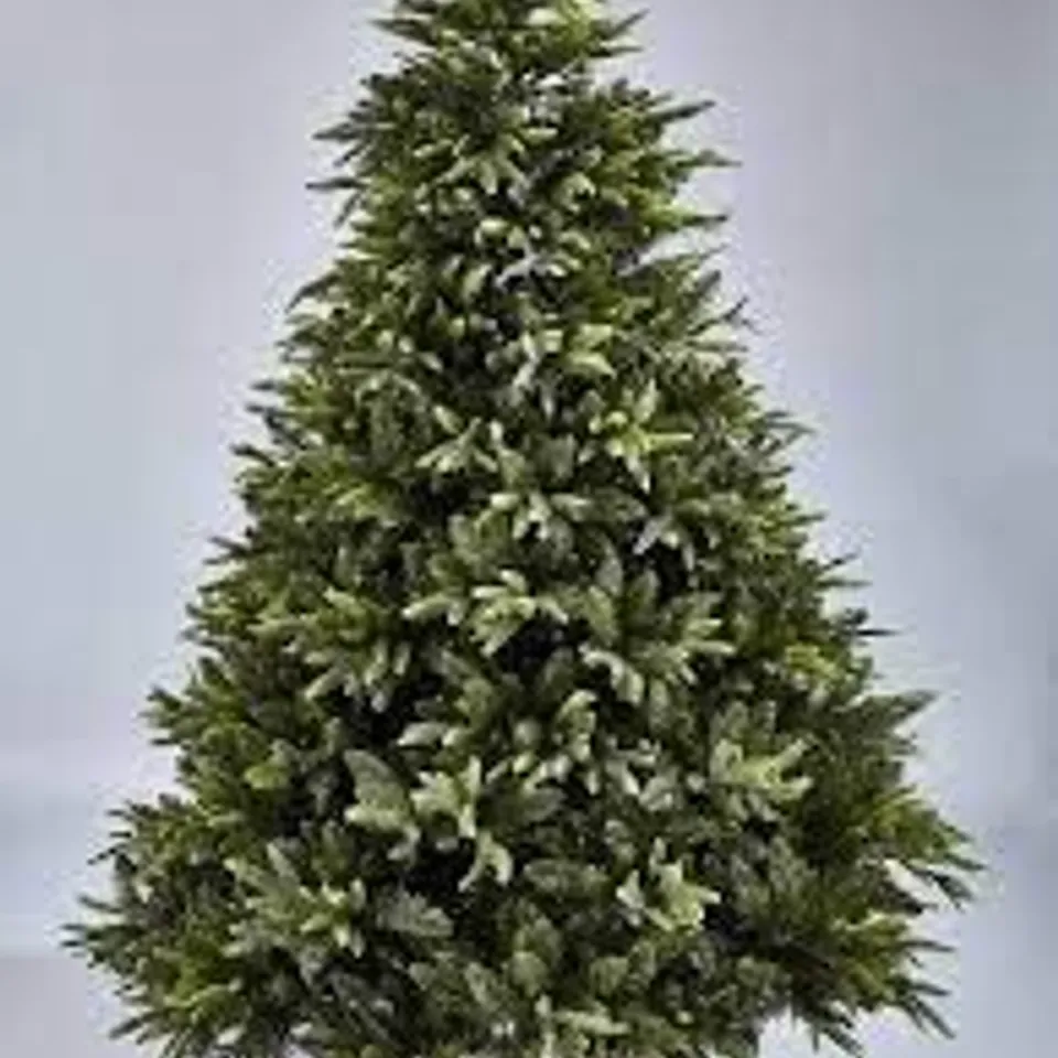BOXED 8FT SHERWOOD REAL LOOK CHRISTMAS TREE RRP £399