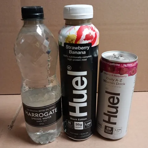 APPROXIMATELY 10 ASSORTED DRINK PRODUCTS TO INCLUDE HUEL & HARROGATE WATER 