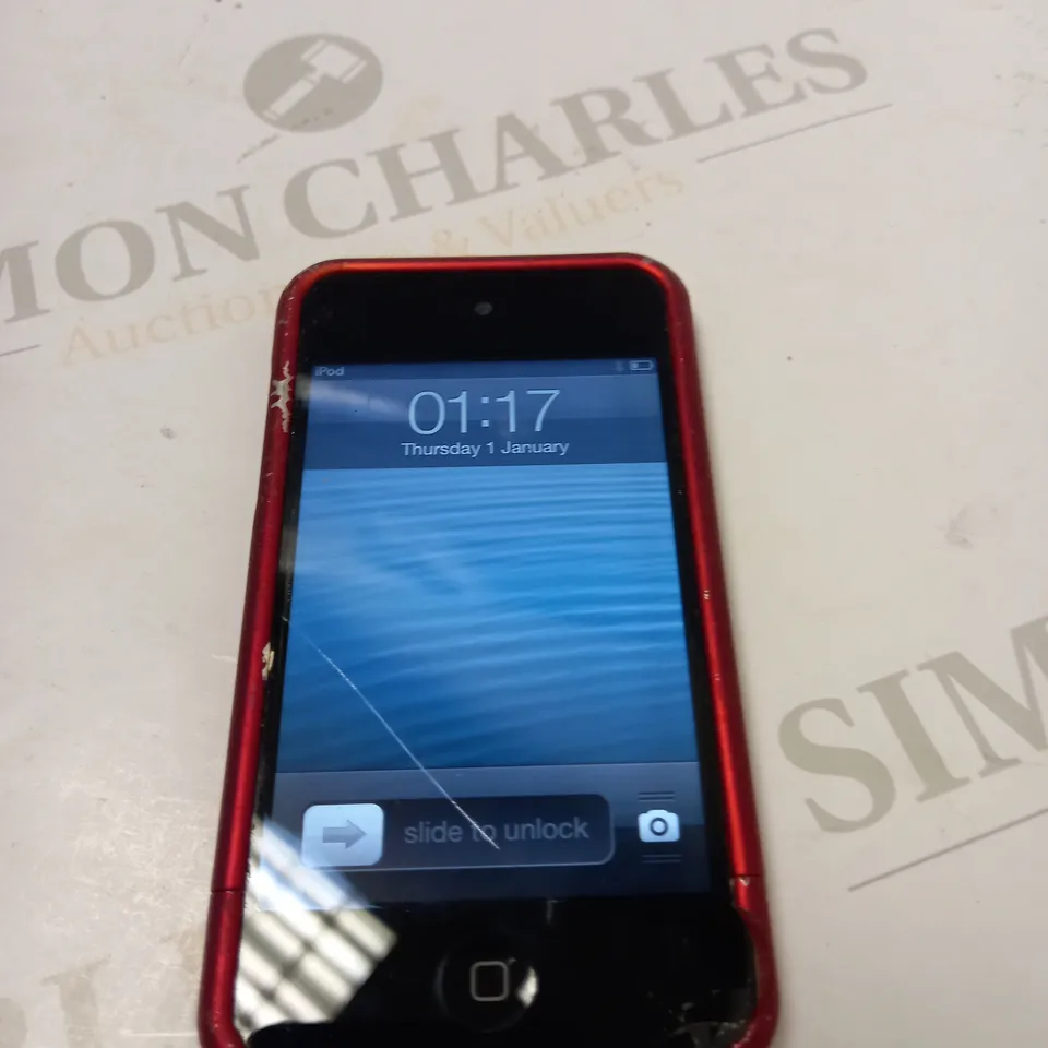 APPLE IPOD MODEL A1367 32GB WITH CASE