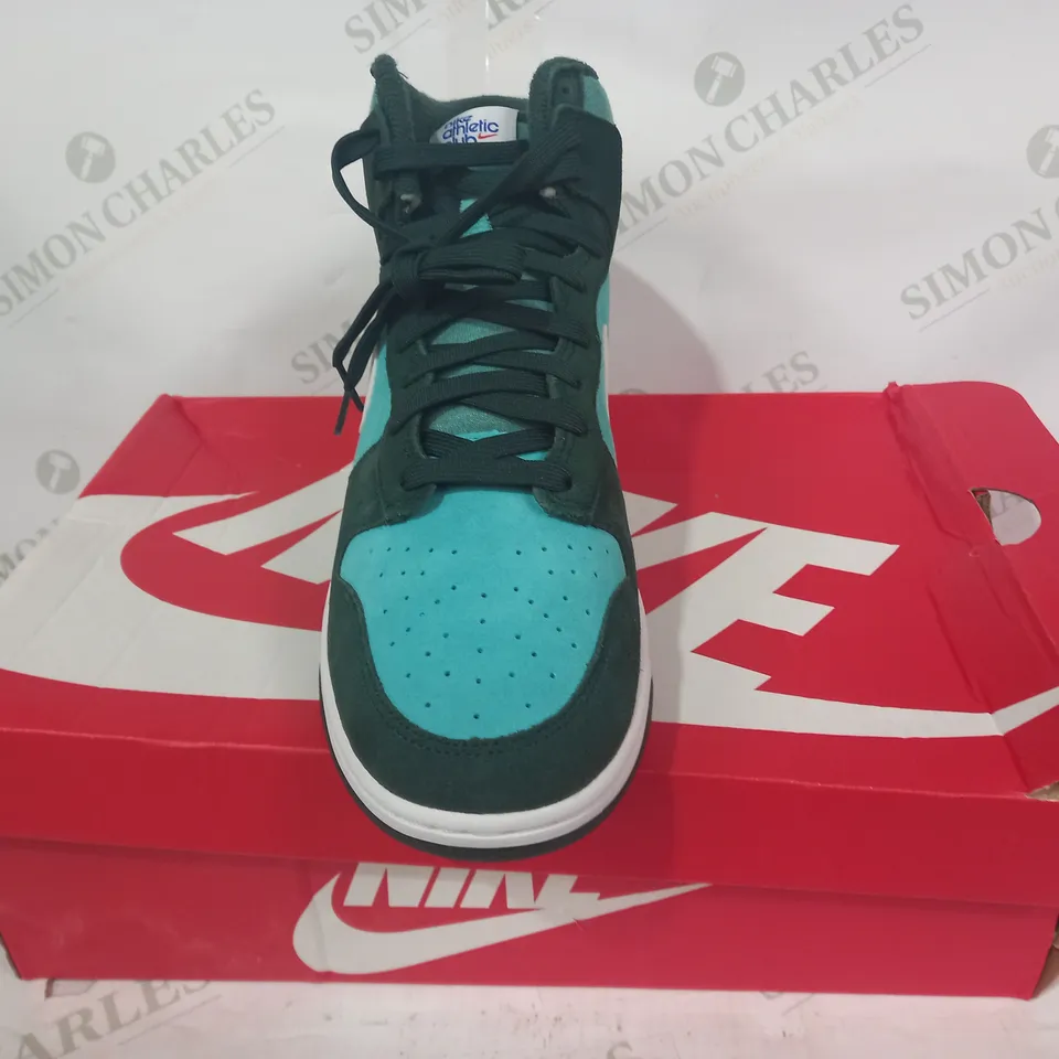 BOXED PAIR OF NIKE DUNK HI RETRO SHOES IN TEAL UK SIZE 12
