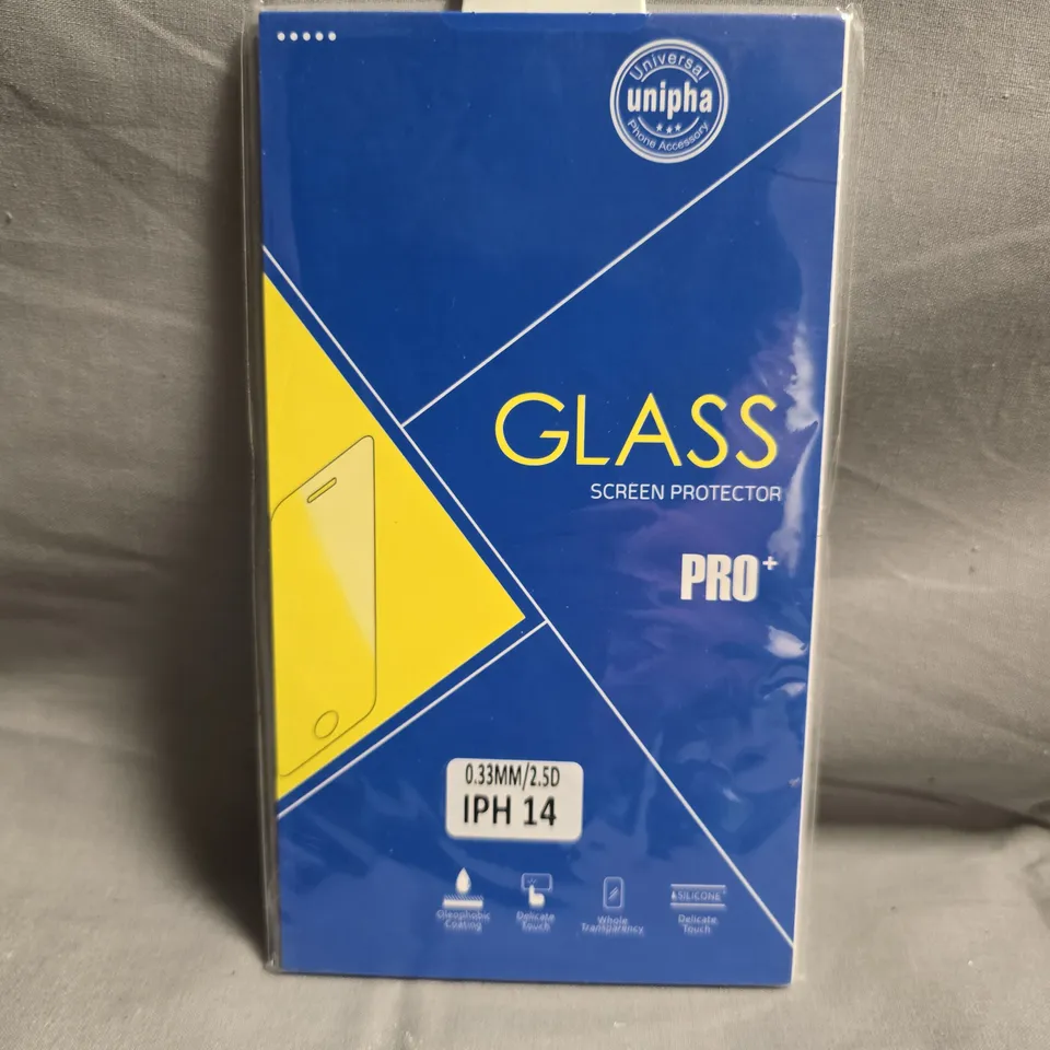 BOX OF APPROXIMATELY 20 ASSORTED ITEMS TO INCLUDE TEMPERED GLASS SCREEN PROTECTORS (IPHONE 15 PRO MAX & IPHONE 14), WIRELESS SPEAKER, ETC